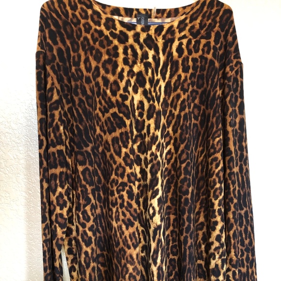 Norma Kamali Pantera Leopard Print Long Sleeve Top - Picture 1 of 3